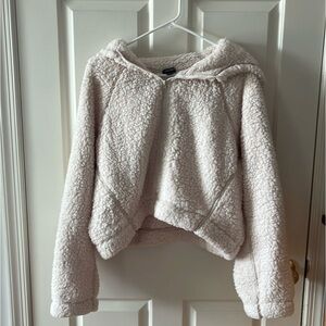 Fuzzy Cropped Hoodie